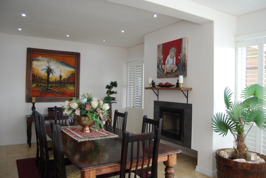 5 Bedroom Property for Sale in Country Club Western Cape
